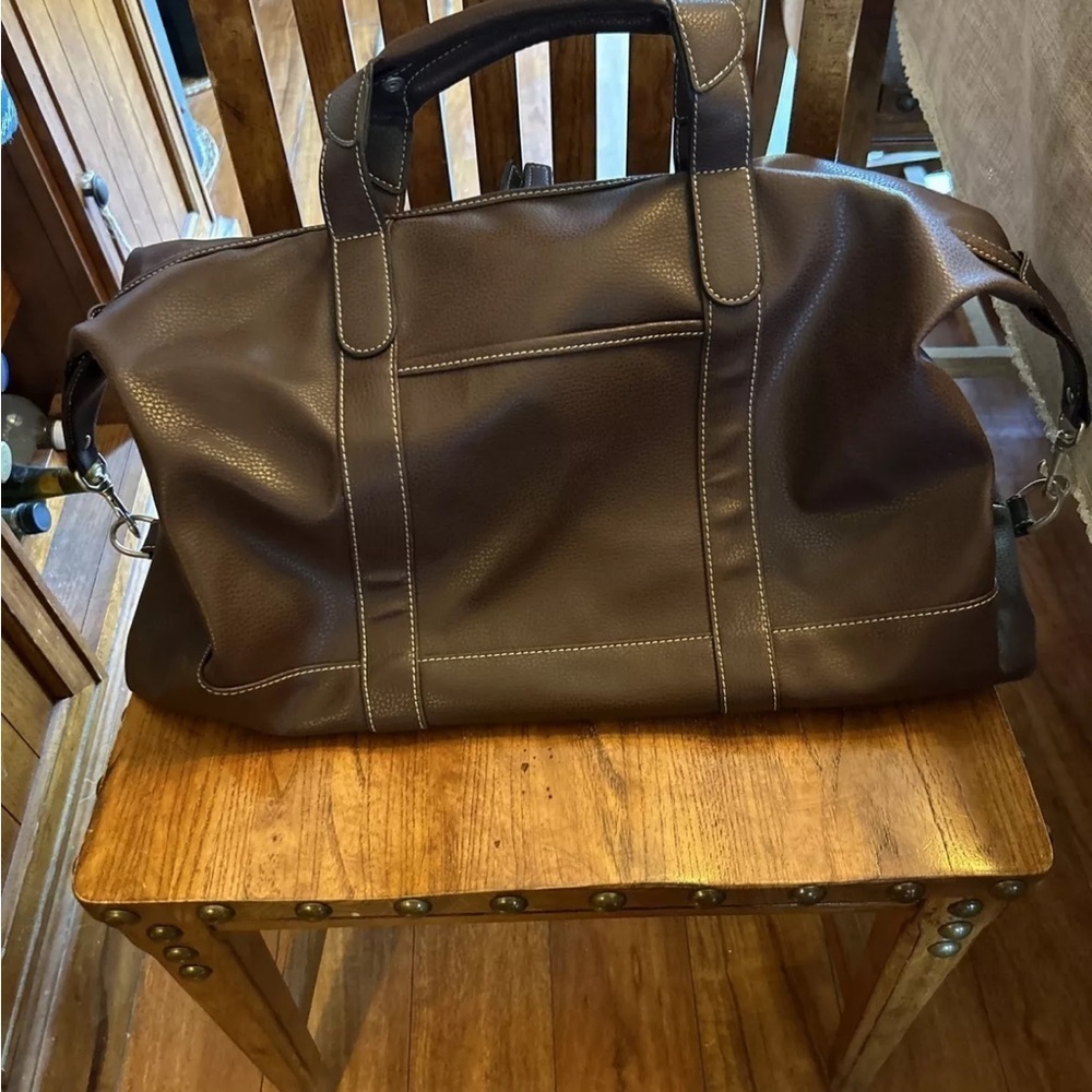Barrington Brown Vegan Leather Men's Captains Duffle Bag EUC!!